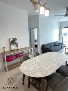 Kuching Near Batu Kawa Cozy Apartment P Residence - Kampong Addis