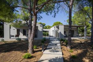 Alekos Beach Houses-Akrotiri Suites