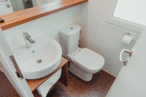 Mobile Home room in Poseidon Mobile Home Resort