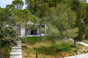 Alekos Beach Houses-Akrotiri Suites