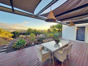 Private villa with pool in Lajares