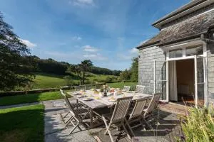 Mulberry House - Holbeton