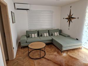 Apartmaji PR' KERIN 