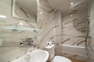 Double or Twin Room room in Grami Hotel