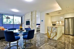 CBD Harbour Retreat - Lovely 2BR Home