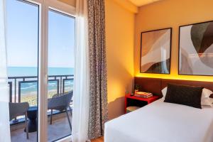 The Spirit for Two - Sea View