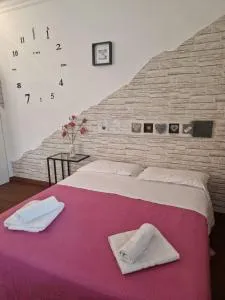 A casa di Delia - stazione Fidene - 卡斯特吉布利尔