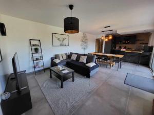 Maisons de vacances Cottage chaleureux avec vue sur lac : photos des chambres