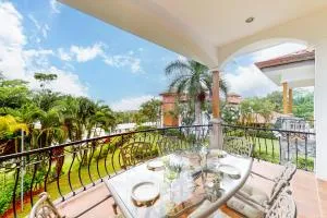 Del Pacifico Condo C7 - Loma