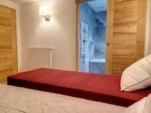 Appartement lumineux avec Spa, Billard et Parking inclus - FR-1-275-203