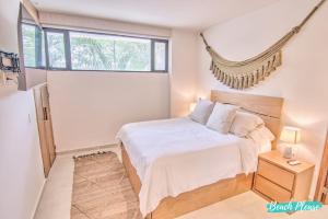 Arenka - 2BR w Private Pool & Sunset Rooftop