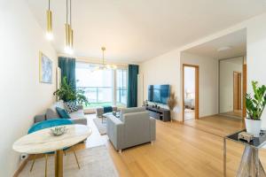 Panorama City - luxury apartment in the center of Bratislava, free parking, best location