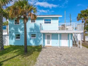 One Piece ~ Duplex with Pool ~ 2 Minutes from Beach Flagler Avenue