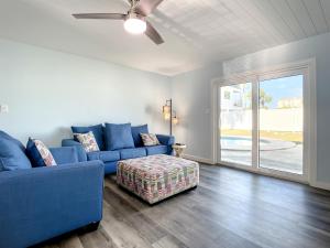 Bikini Bottom Duplex with Pool ~ 2 Minutes from Beach Flagler Avenue