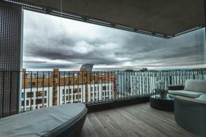 Modern 3bed room sea view apartment @ Oslo Barcode