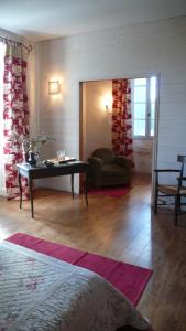 B&B / Chambres d'hotes Chambres d'Hotes Logis de l'Astree : photos des chambres