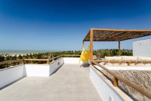 Villa Aura, piscina privativa e rooftop com vista excepcional pro mar, 150m do mar e do Rancho do Kite, Praia do Prea