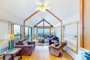 Cabin in the Clouds - Carpenterville