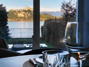 FWL Italian Romance on the Lake