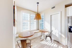 Beach Colony East 4D: Serenity by the Sea