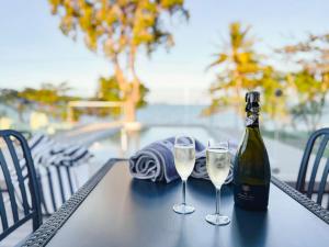 Bella Luna Beach Front - 2 bed