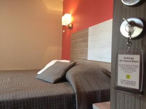 Hotels Auberge du Cheval Blanc Logis : photos des chambres