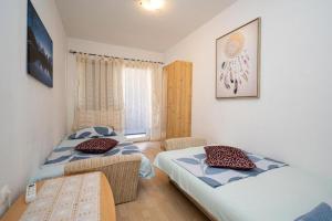 Apartments Gavro - 20 m from the sea