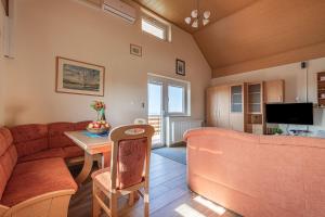 Vineyard Cottage Urban - Happy Rentals 