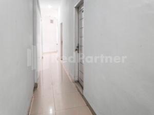 Ada Guest House near RS Methodist Medan RedPartner