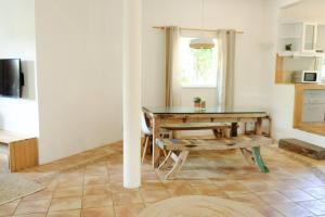 Tamarin Bay Coastal Villa