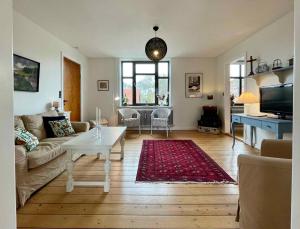 Charming Holiday Apartment In Central Stege