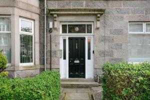 Summit West End Elegant 1 Bed Flat Free Parking