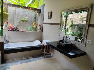 Cozy Jungle View 1-Bedroom Villa with Private Pool