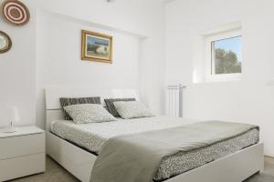 Trullo Chiara con piscina by Wonderful Italy