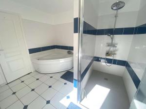 Maison pour grande famille avec jardin, terrasse, proche Golf et Port à La Forêt-Fouesnant - FR-1-481-149