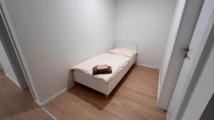 2 room Apartment with terrace, 2AK