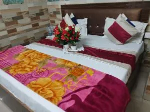 Hotel Sun Shine Inn - Charbagh