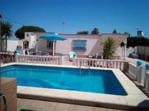 El Verano Azul Casa con piscina - Hozanejos