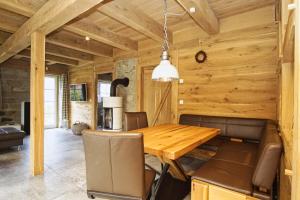 moderne Ferienwohnung mit Kamin, Sauna, Terrasse - Ferienhaus Stenhuus FeWo 01