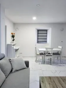 Stara Pošta Apartment 1 - Smrjene