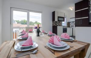 Holiday home Tomislav for 12 guests near the beach