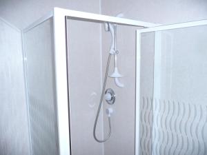 Family Room with Shower room in Beijing Dragon Hotel