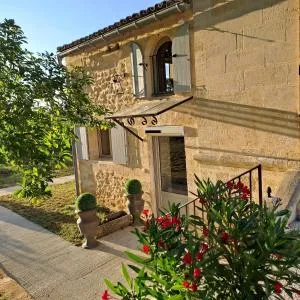 La Chartreuse d'Ertan "Les vignerons" 4 étoiles - 圣艾米隆