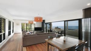 Macmasters Coastal Retreat - Heated Pool