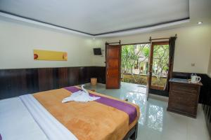 Tropical Garden by TANIS