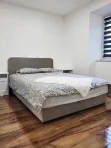 Stara Pošta Apartment 5 - Smrjene
