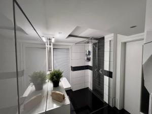 Útulný malý domček s vírivkou