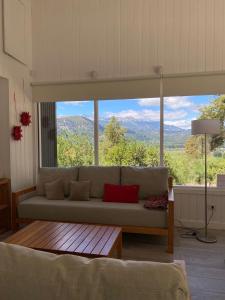 Moderna casa en el bosque