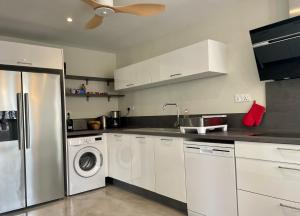 Premium Beach apartment avec grande terrasse privée Les Cerisiers