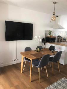 Maisons de vacances Charmante maison proche de la mer : Maison 1 Chambre